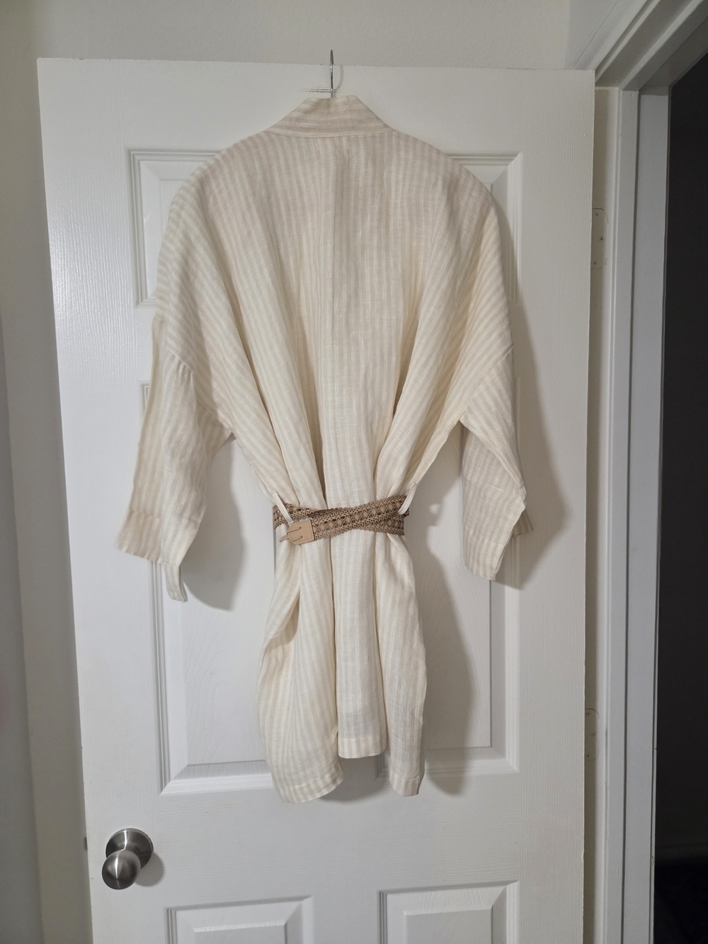 Laude the Label Women's Organic Linen Belted  Kimono Top. OS - Picture 2 of 10
